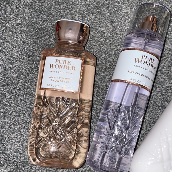 Brand New Never Used Bath & Body Works Pure Wonder Shower Gel Mist Lotion - Picture 2 of 8